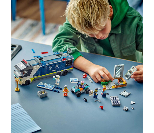 LEGO City 60418 Policyjna ciężarówka z laboratorium kryminalnym - 1203601 - zdjęcie 12